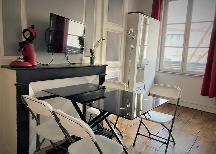 STUDIO 21 cosy dans le centre de LIMOGES